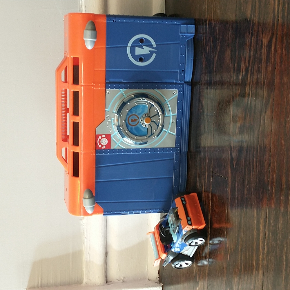 Rusty Rivets Playset